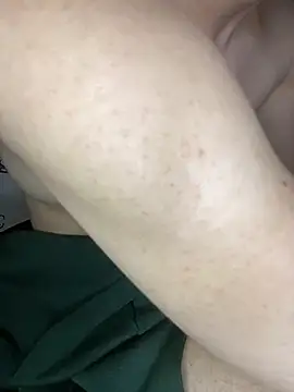 Snapshot of nickjason chatting on 11.10.25 nickjason online show from 11.10.25