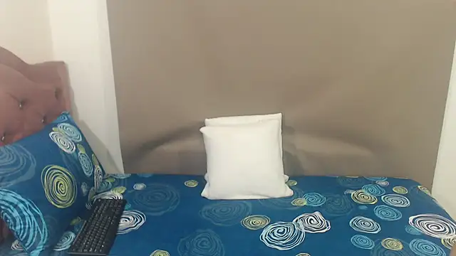 Snapshot of kimberlyjamexxx chatting on 02.25.26 kimberlyjamexxx online show from 02.25.26