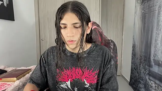 Snapshot of gabriel__manson chatting on 02.14.26 gabriel manson online show from 02.14.26