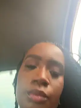 Britanymooree online show from 03.04.26