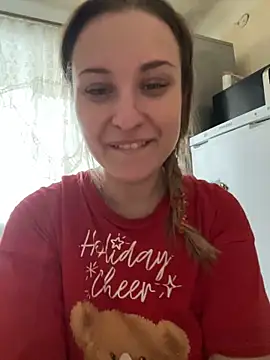 Snapshot of OlgaBuzzz chatting on 12.12.24 OlgaBuzzz online show from 12.12.24