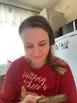 Snapshot of OlgaBuzzz chatting on 12.22.24 OlgaBuzzz online show from 12.22.24