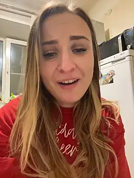 Snapshot of OlgaBuzzz chatting on 12.30.24 OlgaBuzzz online show from 12.30.24