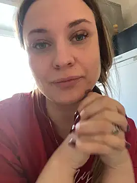 Snapshot of OlgaBuzzz chatting on 03.14.25 OlgaBuzzz online show from 03.14.25