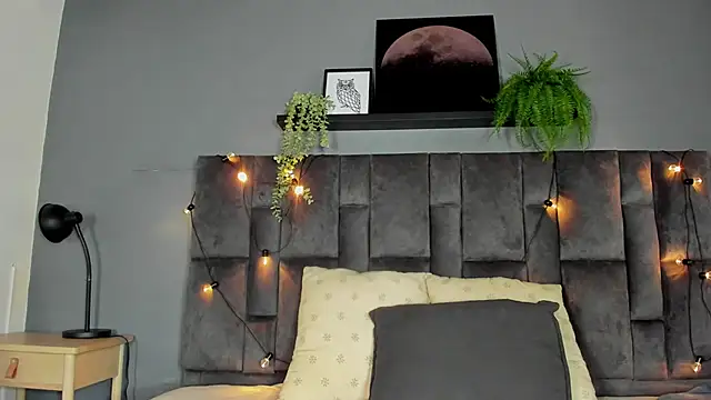 AmbarHills 1 online show from 04.10.26