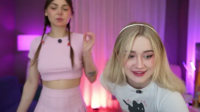 Snapshot of fiadventure chatting on 02.08.25 fiadventure online show from 02.08.25