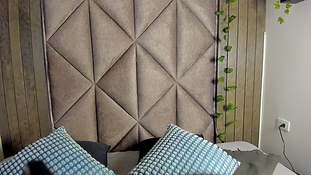 AbbyWathson online show from 03.31.26