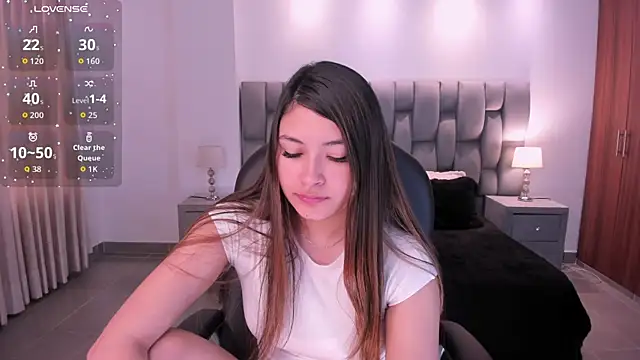 Snapshot of Abella_ruiz chatting on 11.19.25 Abella ruiz online show from 11.19.25