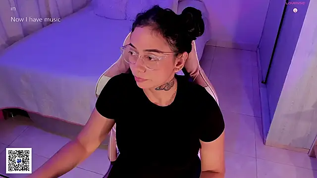 Aleja24Evans online show from 02.02.25