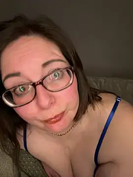 Snapshot of Ailsa_Bliss chatting on 03.08.25 Ailsa Bliss online show from 03.08.25