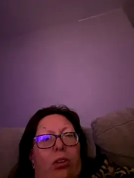 Snapshot of Ailsa_Bliss chatting on 10.15.25 Ailsa Bliss online show from 10.15.25