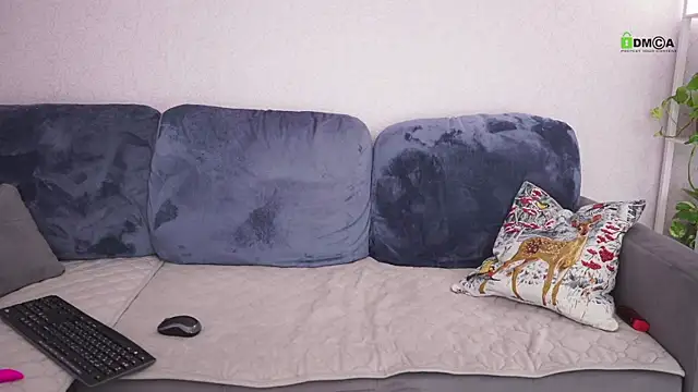 Snapshot of Victoria1Love chatting on 02.22.25 Victoria1Love online show from 02.22.25