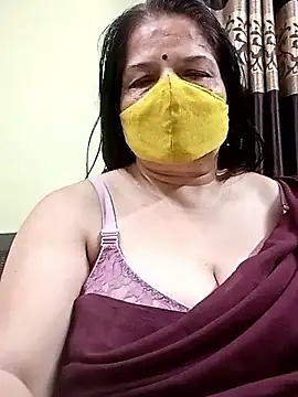 Snapshot of IndianAngle chatting on 04.21.26 IndianAngle online show from 04.21.26