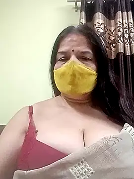Snapshot of IndianAngle chatting on 05.03.26 IndianAngle online show from 05.03.26