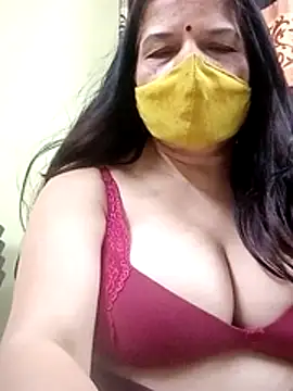 Snapshot of IndianAngle chatting on 05.16.26 IndianAngle online show from 05.16.26