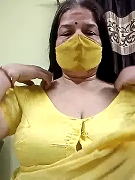 Snapshot of IndianAngle chatting on 05.19.26 IndianAngle online show from 05.19.26