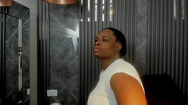 SaraiEvans online show from 02.16.25