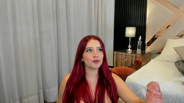 Snapshot of misspaulinaa chatting on 03.15.25 misspaulinaa online show from 03.15.25