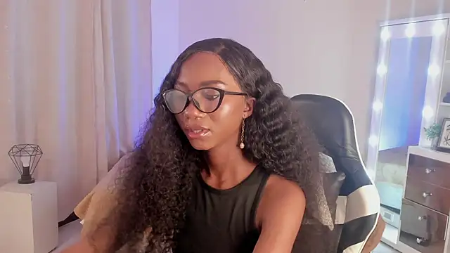 Snapshot of SavannahWildee chatting on 01.13.25 SavannahWildee online show from 01.13.25