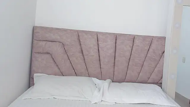 SavannahWildee online show from 04.20.26