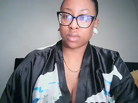 Nyxie Chaos online show from 02.18.26