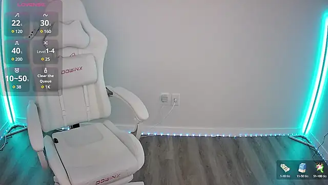 Snapshot of PorchaPlay chatting on 12.13.24 PorchaPlay online show from 12.13.24