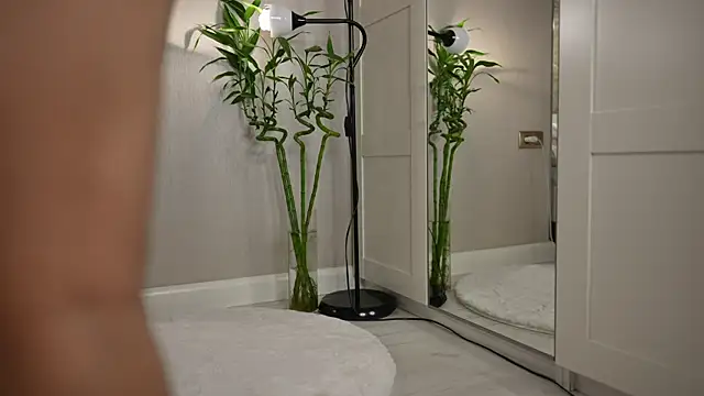 ValerieHill online show from 01.13.25