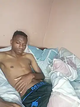 Snapshot of fireboyafrica chatting on 12.22.24 fireboyafrica online show from 12.22.24