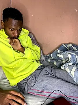 Snapshot of fireboyafrica chatting on 09.29.25 fireboyafrica online show from 09.29.25