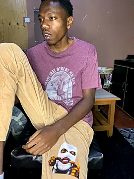 Snapshot of fireboyafrica chatting on 10.14.25 fireboyafrica online show from 10.14.25