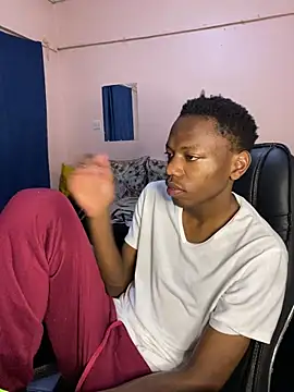 Snapshot of fireboyafrica chatting on 07.03.26 fireboyafrica online show from 07.03.26