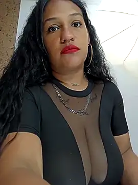 Michelle Brito1 online show from 03.10.25