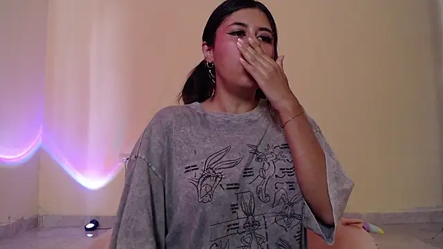 Snapshot of _maiahairy_ chatting on 01.25.25 maiahairy online show from 01.25.25