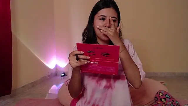 Snapshot of _maiahairy_ chatting on 01.29.25 maiahairy online show from 01.29.25