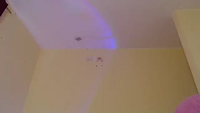 Snapshot of _maiahairy_ chatting on 03.18.25 maiahairy online show from 03.18.25