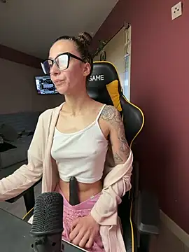 SOFIASWEETSECRETT online show from 05.06.26