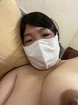 Snapshot of Hachi_Sweetbabie_ chatting on 05.24.26 Hachi Sweetbabie online show from 05.24.26