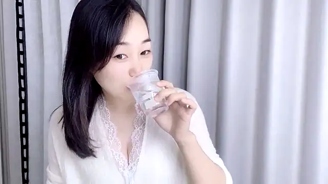 cloud8822 online show from 10.08.25