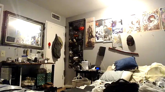 eavestease1 online show from 04.08.26