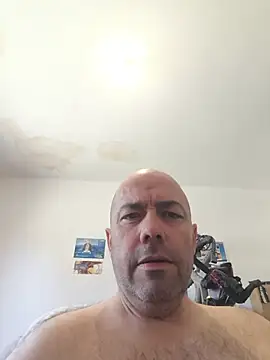 Snapshot of veryverybigdick45 chatting on 05.29.26 veryverybigdick45 online show from 05.29.26