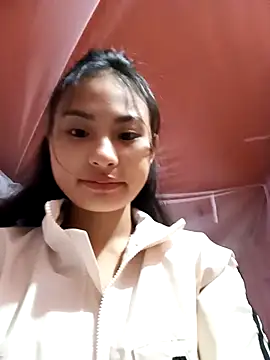 trieungoclnt online show from 11.02.25