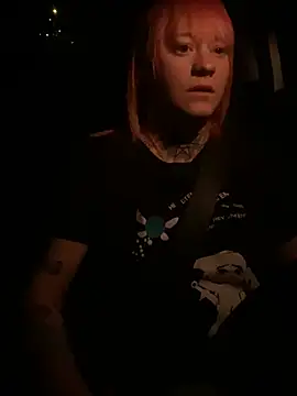 poussichienne online show from 06.04.26