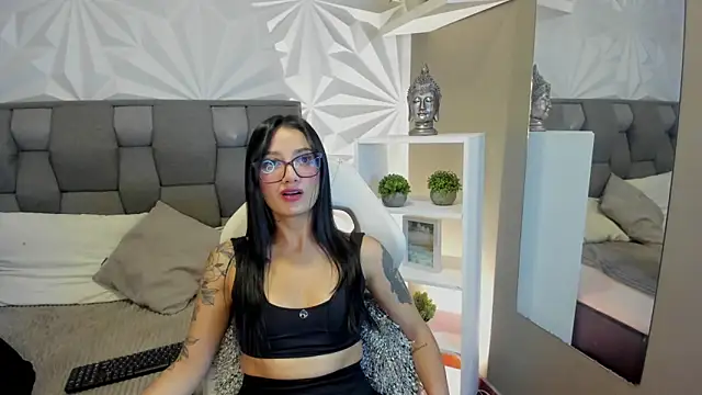 mariiana-diaz online show from 03.04.26