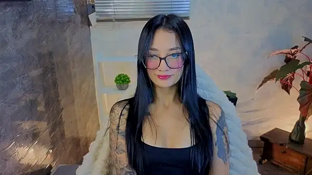 mariiana-diaz online show from 05.06.26