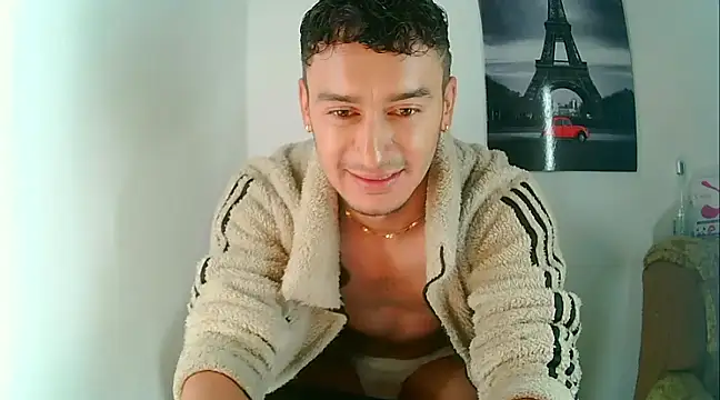 Snapshot of Kevin_Torres chatting on 01.22.25 Kevin Torres online show from 01.22.25