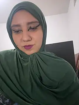 hannahayat online show from 04.06.26