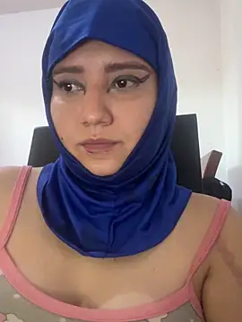 hannahayat online show from 06.12.26