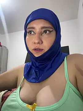 hannahayat online show from 06.18.26