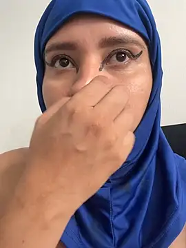 hannahayat online show from 06.22.26