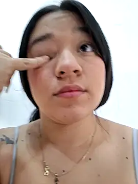 -VICKKY online show from 04.22.26